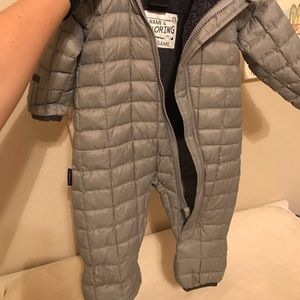 The North Face Snowsuit 6-12 Months